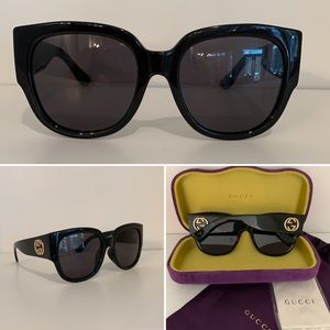 GUCCI - Oversized Black Sunglasses - GG0142SA 001  55x20-140